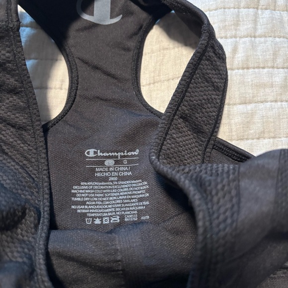NWOT Champion Black Sports Bra - Picture 2 of 3